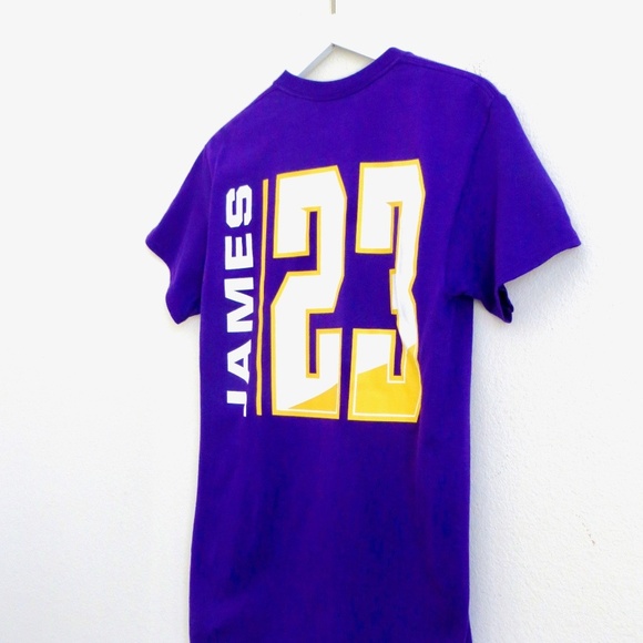 NEW! NBA Lakers Lebron James 23 Purple T-Shirt Size Small - Picture 4 of 6